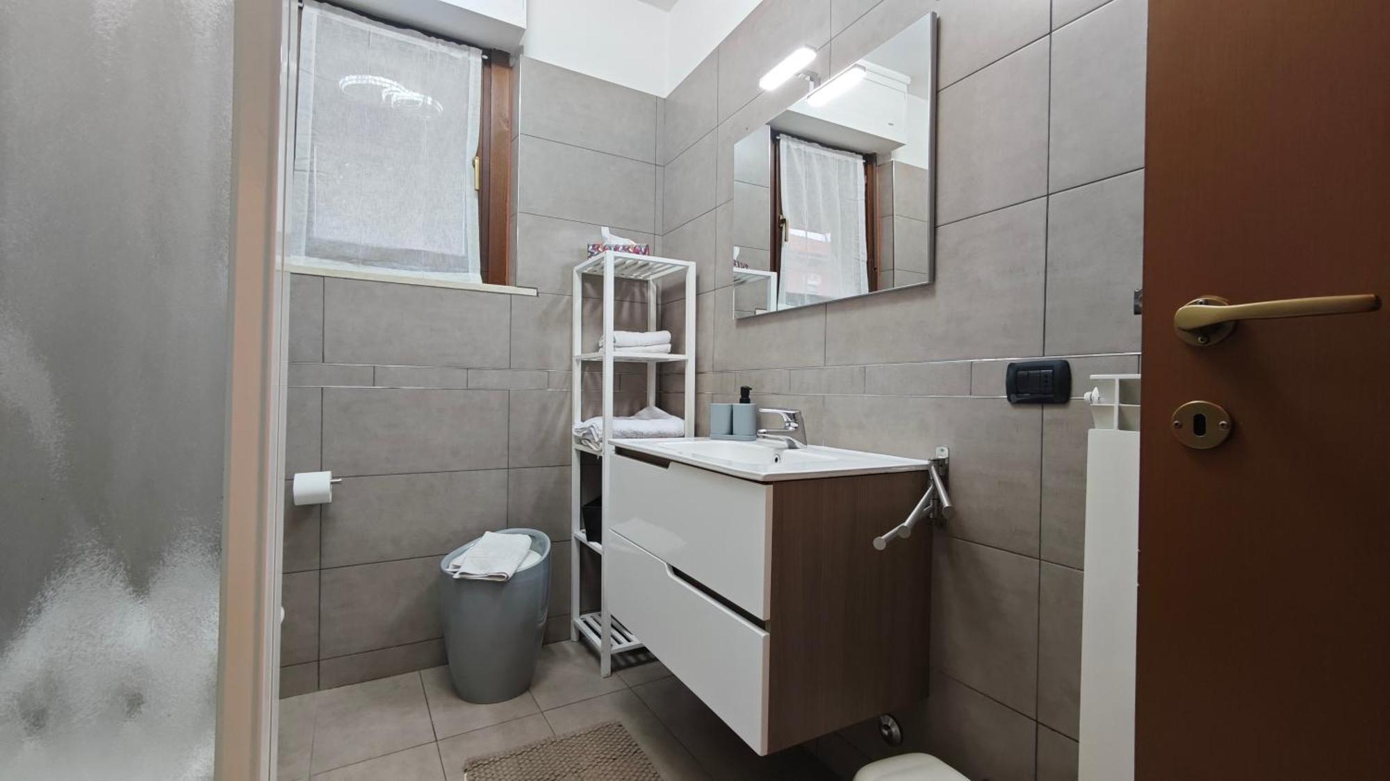 Appartamento Aleph With Private Parking, Next Train Station Όπως Εξωτερικό φωτογραφία